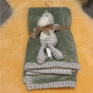Chickpea Baby Blanket with Dinosaur Plush